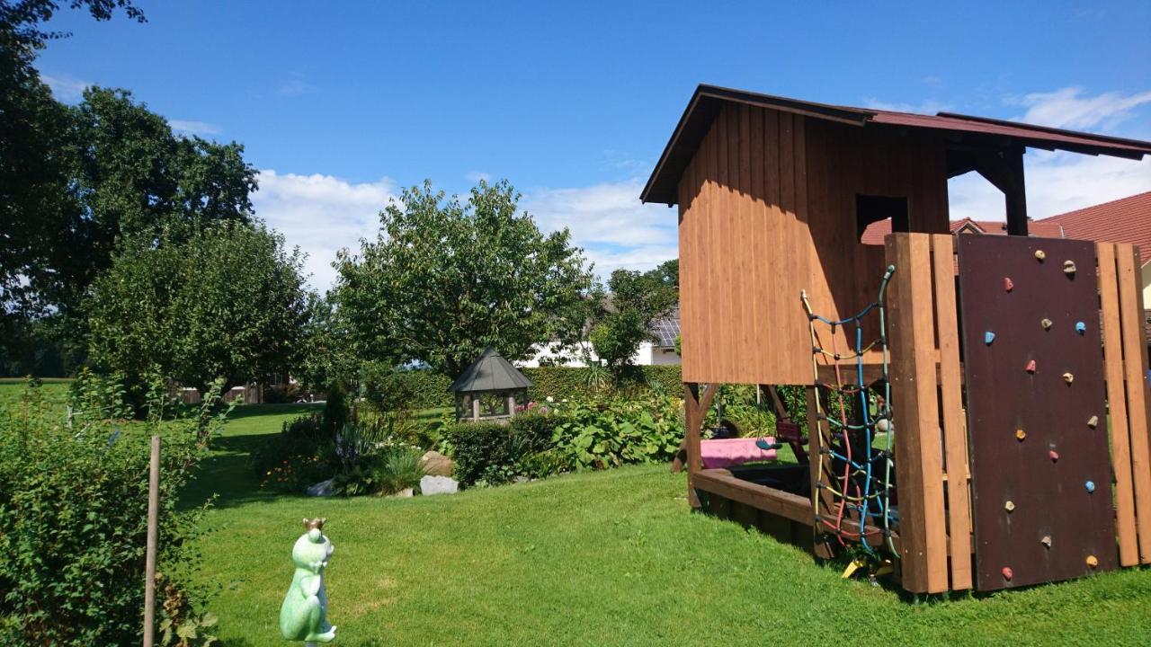 Fenzl Farm stay *